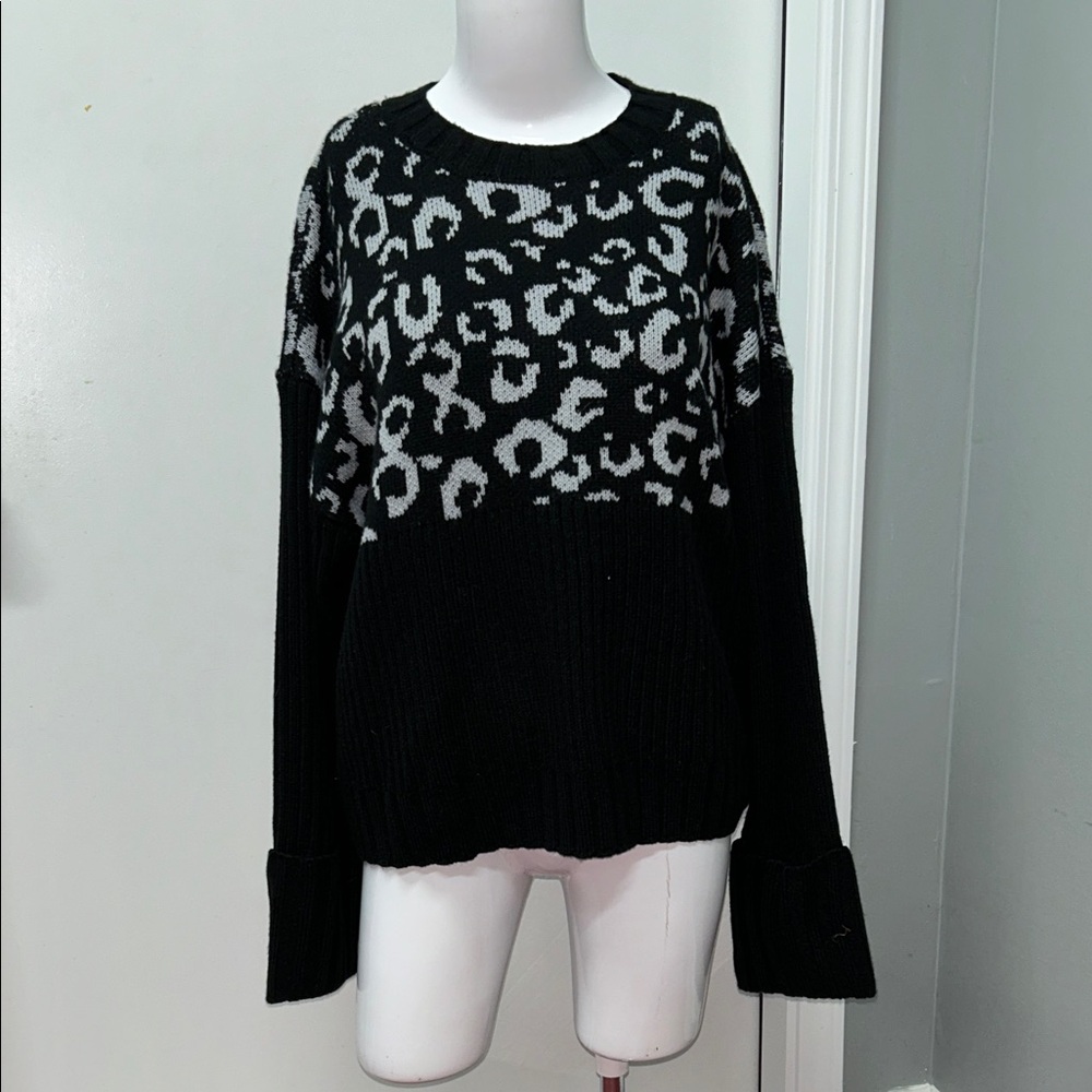 Nine West Black and Gray Leopard Print Sweater
